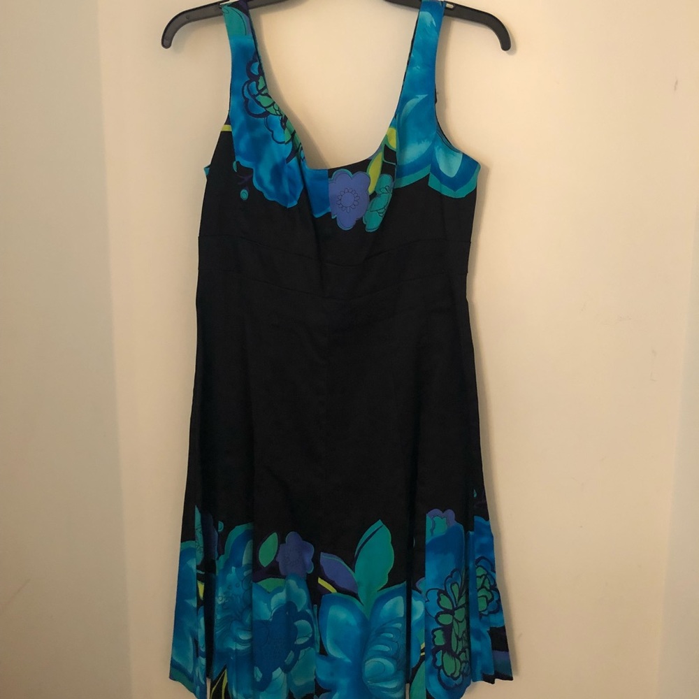 Nine West Beautiful dress - Size 8